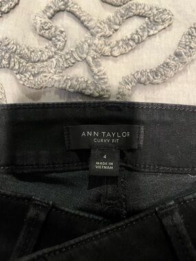Ann Taylor Black High-Rise Curvy Fit Jeans